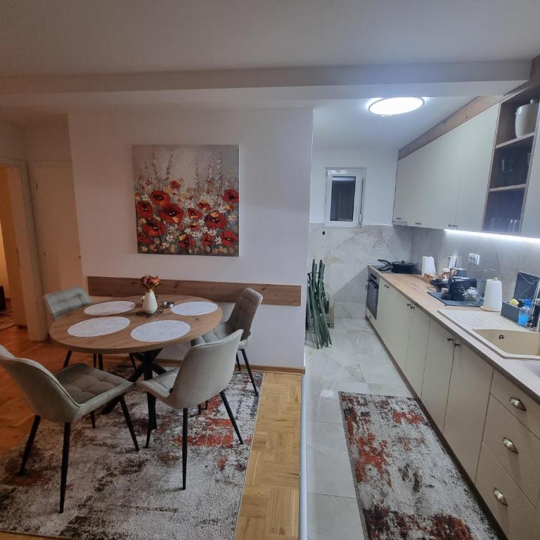 Apartmani Sofija - Porodični Apartman s 1 Spavaćom Sobom - 4