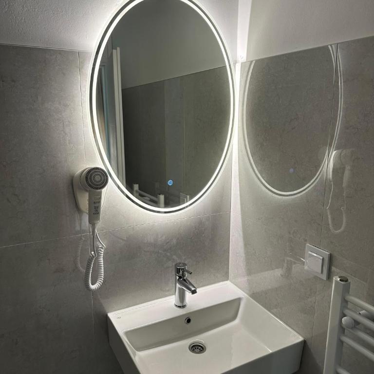 Una La Unica - Double Room with Balcony - 5