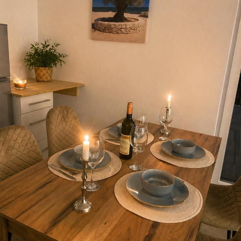 Welcome to our holiday home in Sutomore - Kuća sa 3 Spavaće Sobe - 4