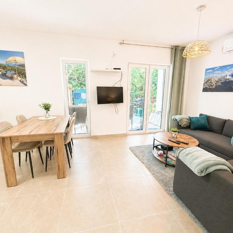 Welcome to our holiday home in Sutomore - Kuća sa 3 Spavaće Sobe - 14