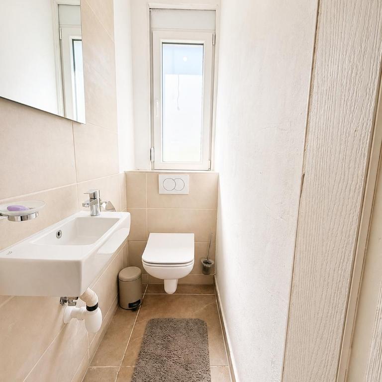 Welcome to our holiday home in Sutomore - Kuća sa 3 Spavaće Sobe - 21