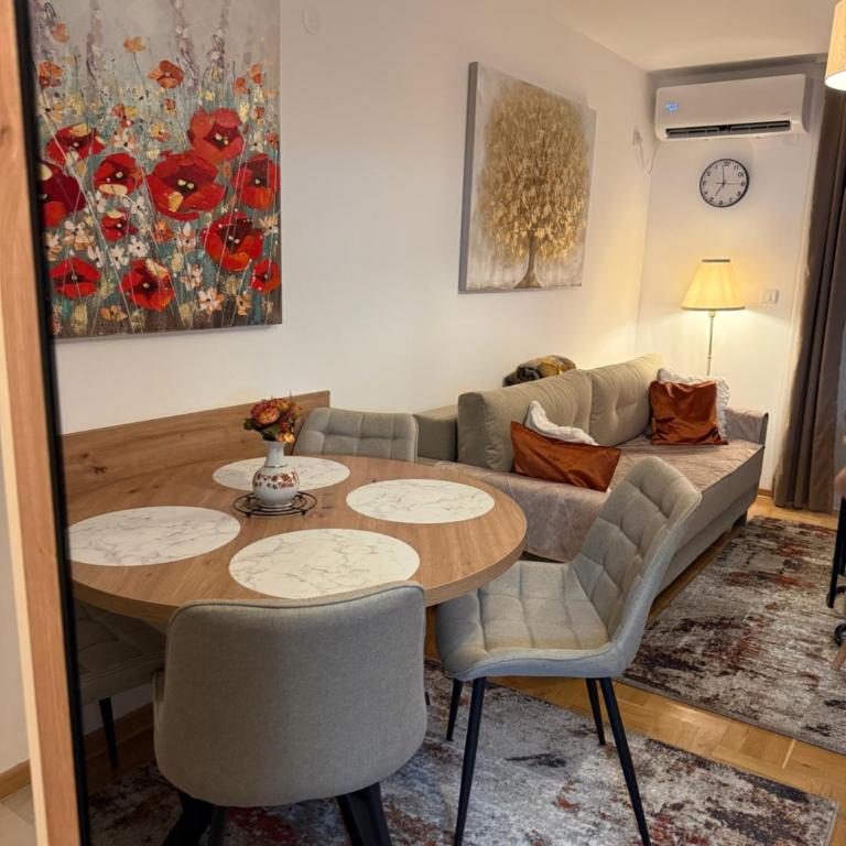 Apartmani Sofija - Apartman sa 1 Spavaćom Sobom, Balkonom i Pogledom na Grad - 19