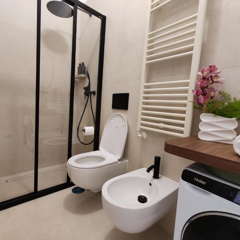 Home Julia - One-Bedroom Apartment - 6