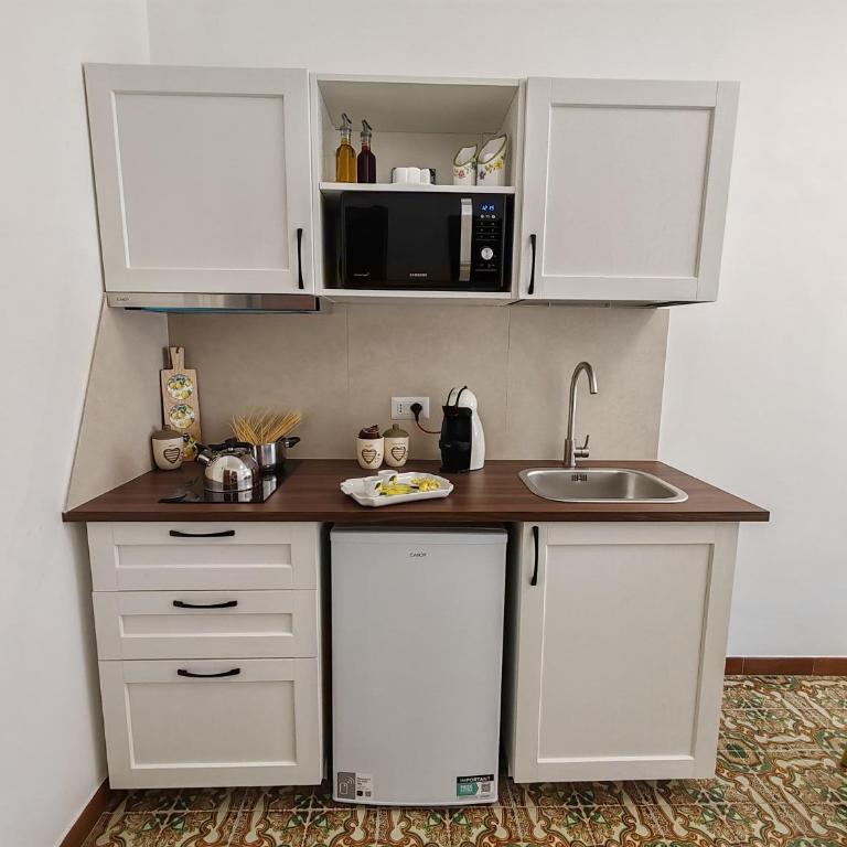 Home Julia - One-Bedroom Apartment - 8