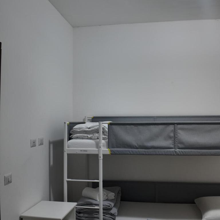 Cinecitta Rooms - Camera Quadrupla - 9