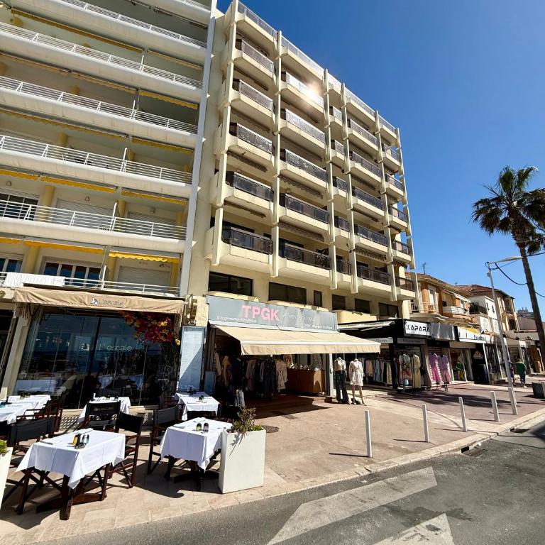 Superbe appartement idéalement situés avec vue mer - Apartment mit 2 Schlafzimmern - 2