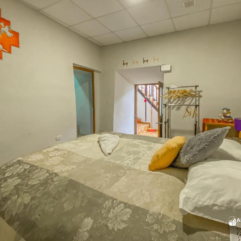 Andean Charm Apartment San Blas Cusco - Two-Bedroom Apartment - 3