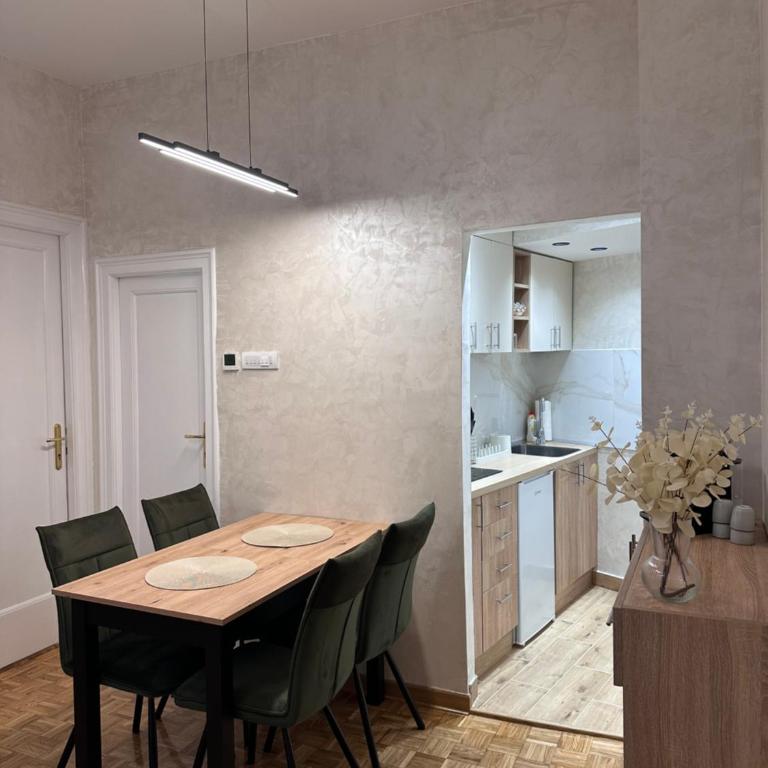 Apartment Lola - One-Bedroom Apartment - 2