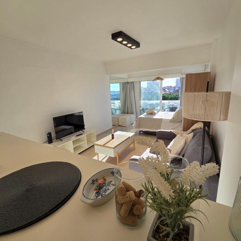 Vistas al mar en Zona Playa Varese - One-Bedroom Apartment - 10