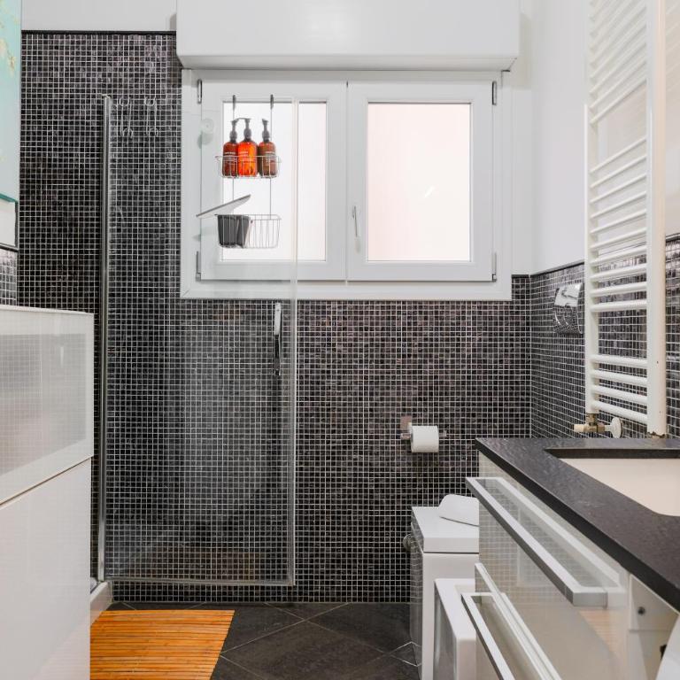 CasaVoyage - Beroaldo 51 - Appartamento con 2 Camere da Letto - 2