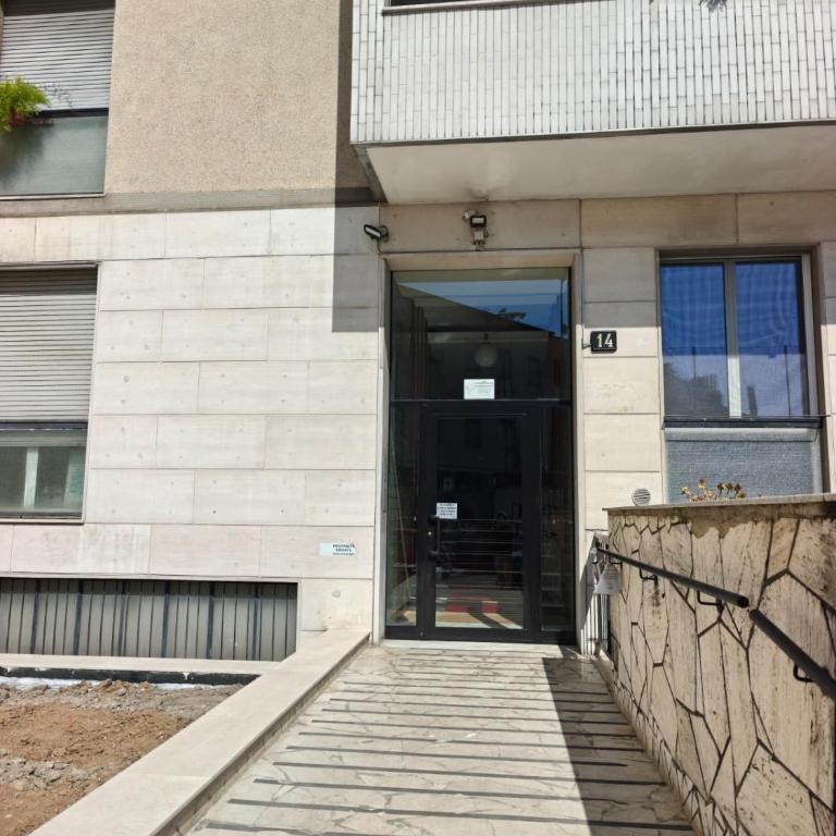 Chic Flat Milano Center with WiFi, AC, Metro M5 - Appartamento con 1 Camera da Letto - 2