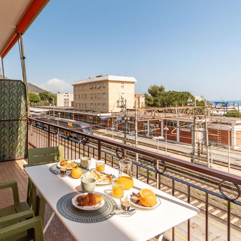 "Al Binario" 5m dal mare con vista e stazione a 1 minuto - Appartamento con 1 Camera da Letto - 4