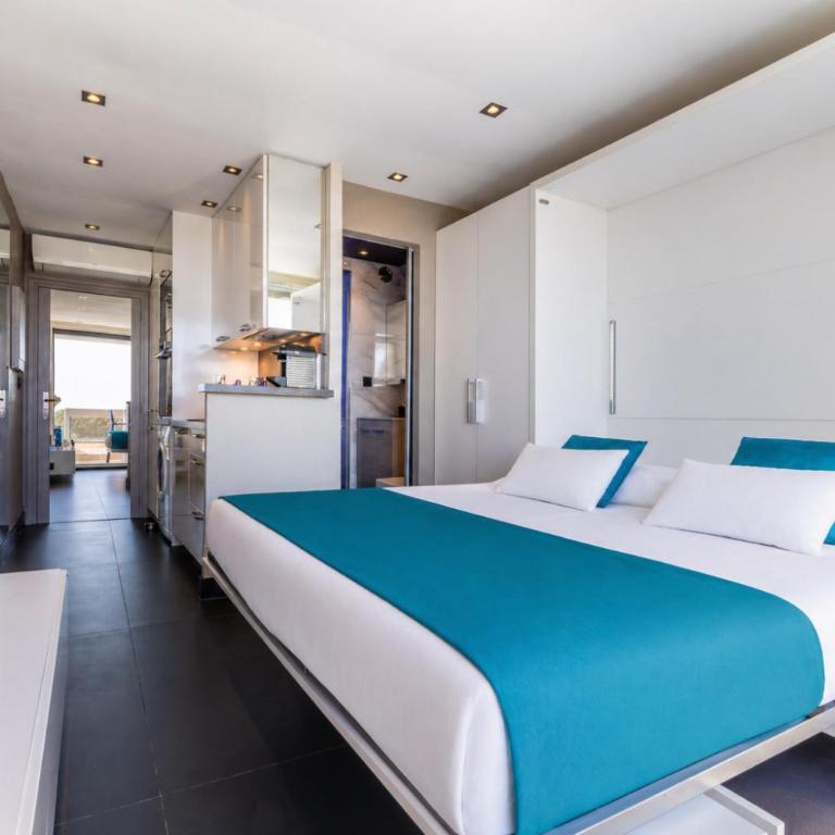 Blue Light - vue mer - dernier étage - parking - climatisation - Village Naturiste - Appartement 1 Chambre - 7