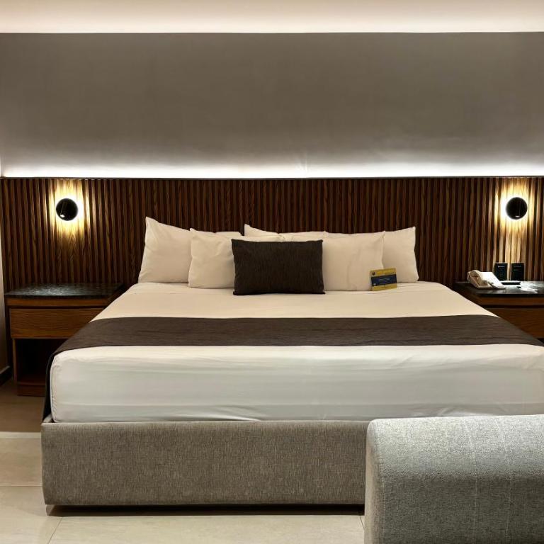 Hotel Guadalajara Plaza Ejecutivo - Habitación Superior - 1 cama grande - 5