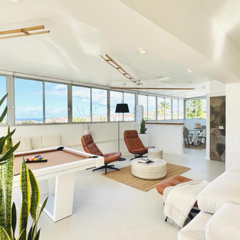Villa de Luxe, 360m2, 4 chambres, vue mer, piscine privée et chauffée - Villa - 19