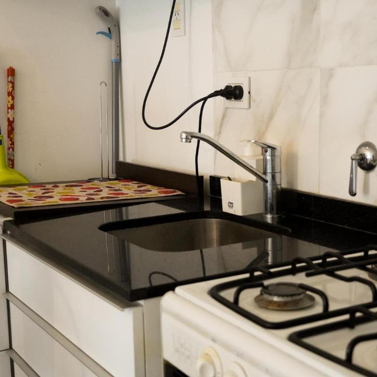 Hermoso departamento zona centro - Cercano Bv Oroño! - Apartamento de 1 dormitorio - 2