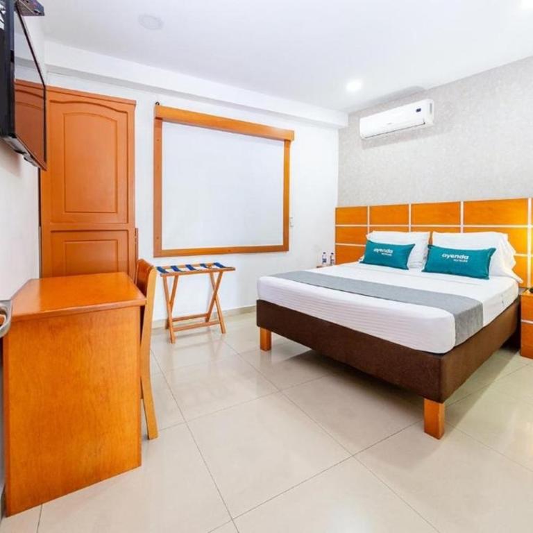 Hotel Optimum - Deluxe Room - 6