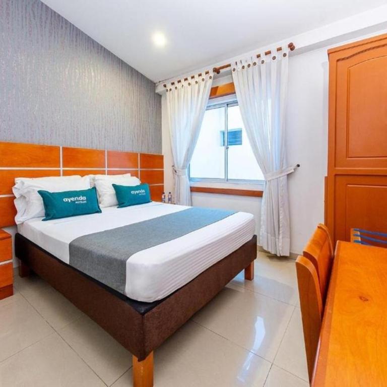 Hotel Optimum - Deluxe Room - 4