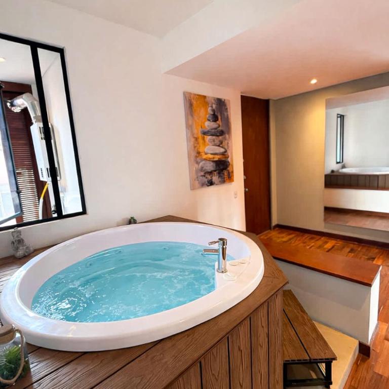 Apartamento amplio con jacuzzi privado y vista - Apartamento - 1