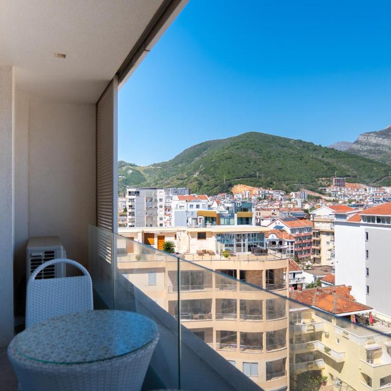 WoW Horizon Apartment - One-Bedroom Apartment with City View - 2