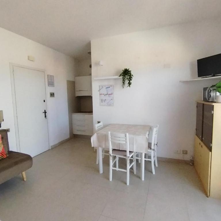 Monolocale al lago - One-Bedroom Apartment - 5