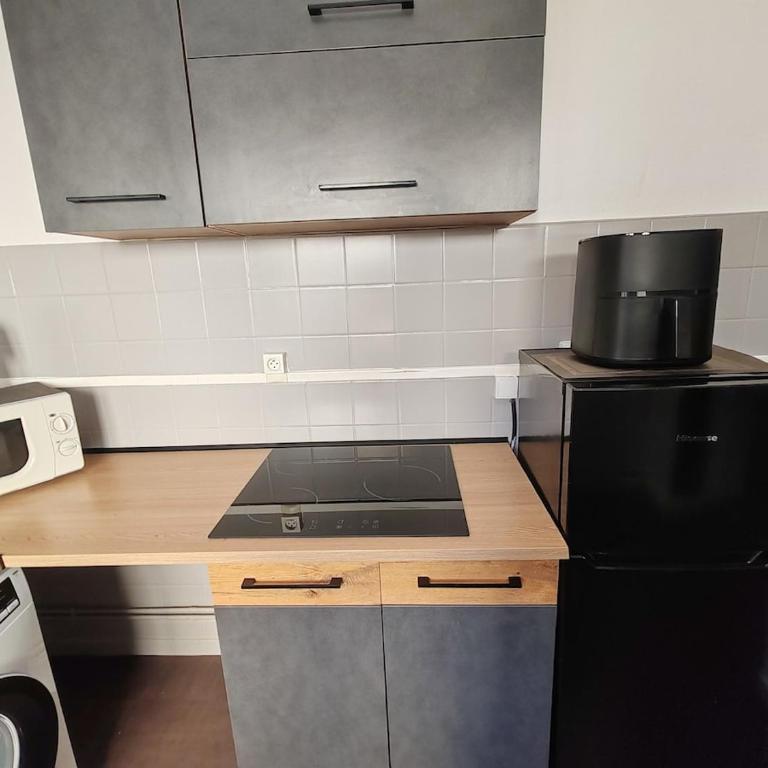 Le Maley - Two-Bedroom Apartment - 11
