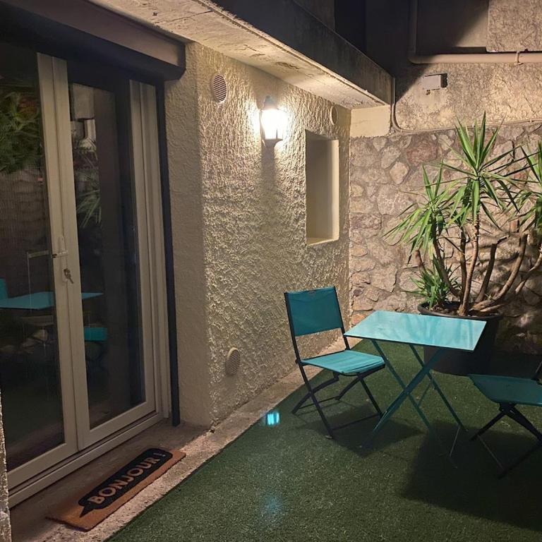 Studio dans villa, domaine calme et piscine - Monolocale con Divano-Letto - 10