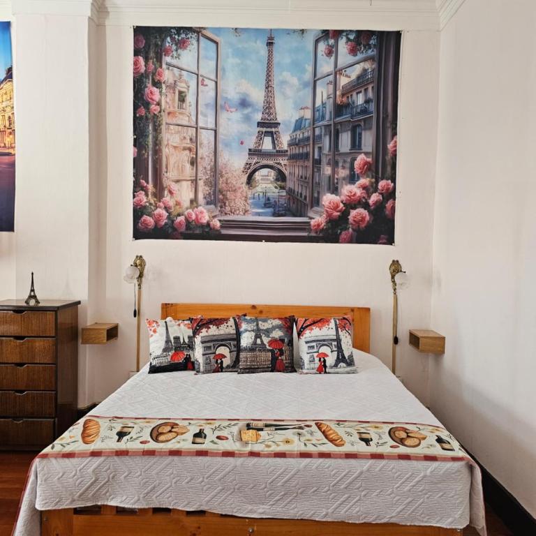 Casafran Boutique - Family Room with Shared Bathroom - 5