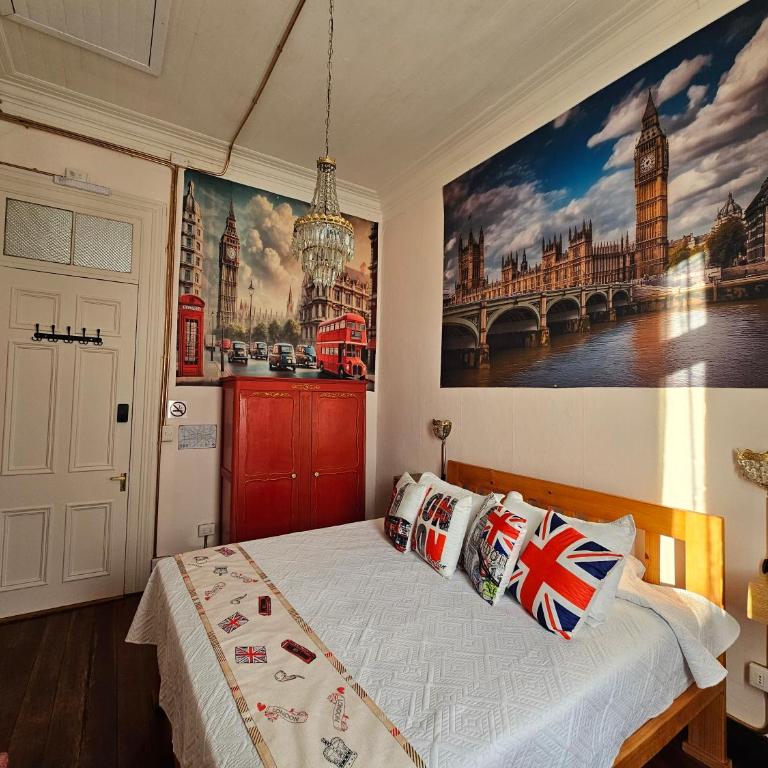 Casafran Boutique - King Room with Mountain View - 8