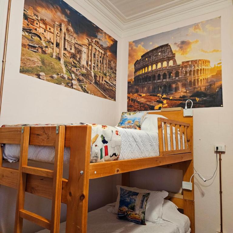 Casafran Boutique - Family Room with Shared Bathroom - 11