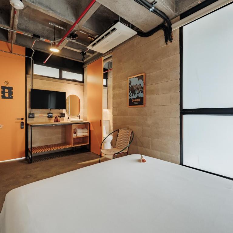 The Somos S Hotel - Habitación adaptada para personas con movilidad reducida - Cama grande - 6