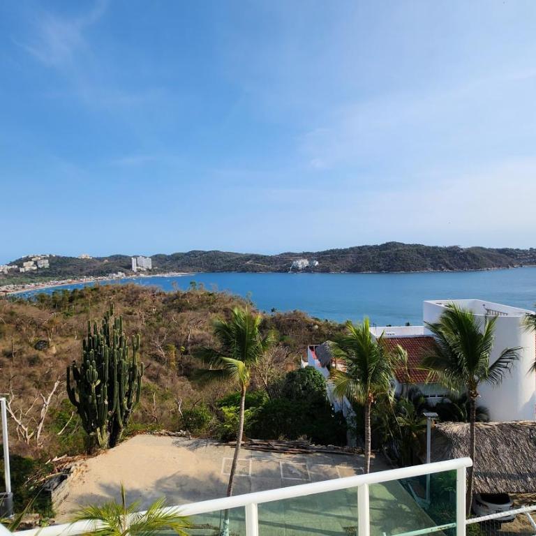 Hermoso departamento con vista a puerto Márquez - Apartamento de 3 dormitorios - 12