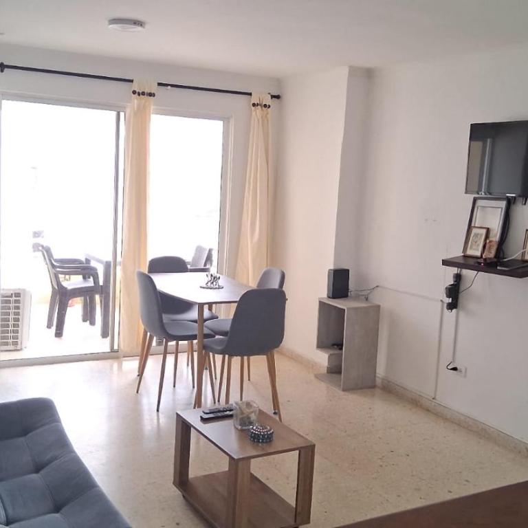 Espectacular Apartamento Central y Cerca al Centro Historico - Two-Bedroom Apartment - 1