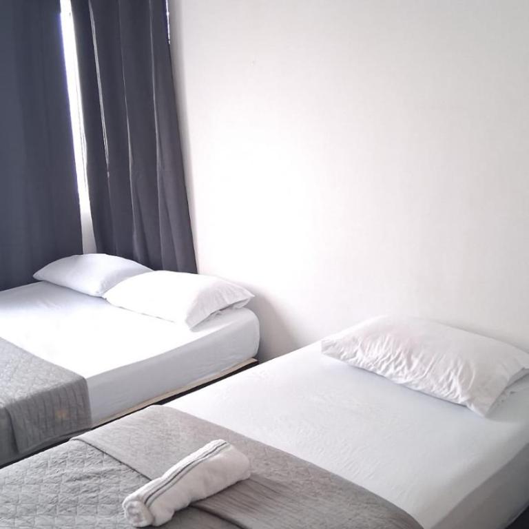 Espectacular Apartamento Central y Cerca al Centro Historico - Two-Bedroom Apartment - 7