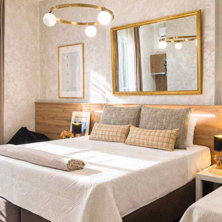 Victory - One-Bedroom Apartment - 6