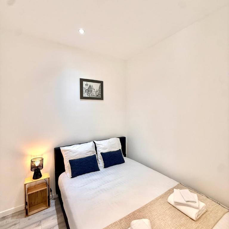 Superbe loft avec une belle cour privée - Appartement 2 Chambres - 35