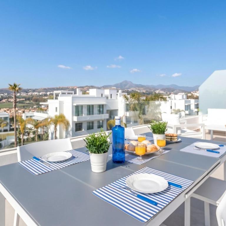 Apartment Marbella Golf With Pool - Happy Rentals - Apartamento con terraza - 2