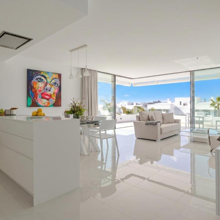 Apartment Marbella Golf With Pool - Happy Rentals - Apartamento con terraza - 3