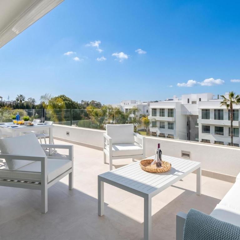 Apartment Marbella Golf With Pool - Happy Rentals - Apartamento con terraza - 10