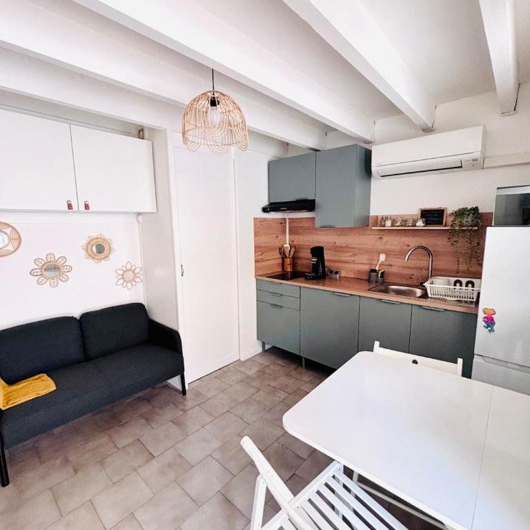 La Coquette, maison climatisée, piscine, plage à 300m à pied, wifi et équipements bébé offerts - Maison de Vacances - 4
