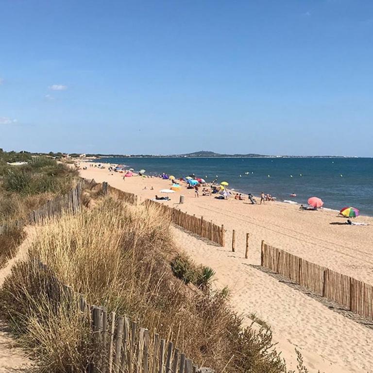 La Coquette, maison climatisée, piscine, plage à 300m à pied, wifi et équipements bébé offerts - Maison de Vacances - 24