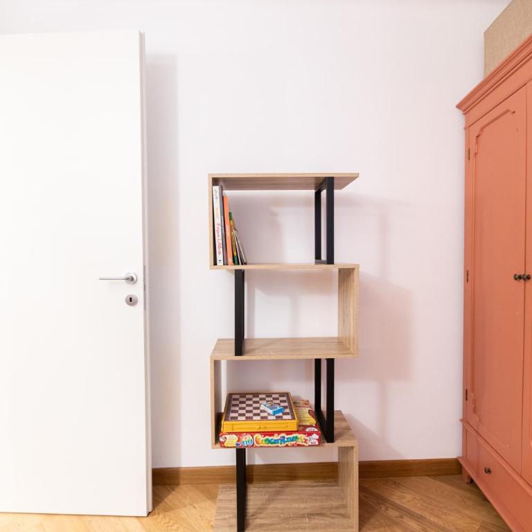Stylish apartment, 2 bedrooms, Elevator - Two-Bedroom Apartment - 12