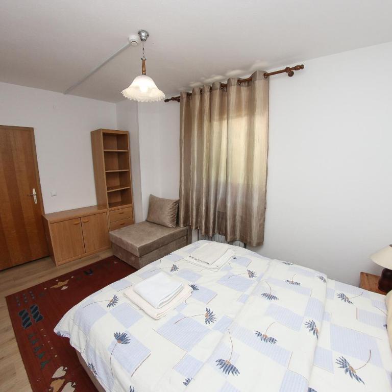 Golden View Skenderija Apartment's - Free parking - Apartman sa 3 Spavaće Sobe - 2