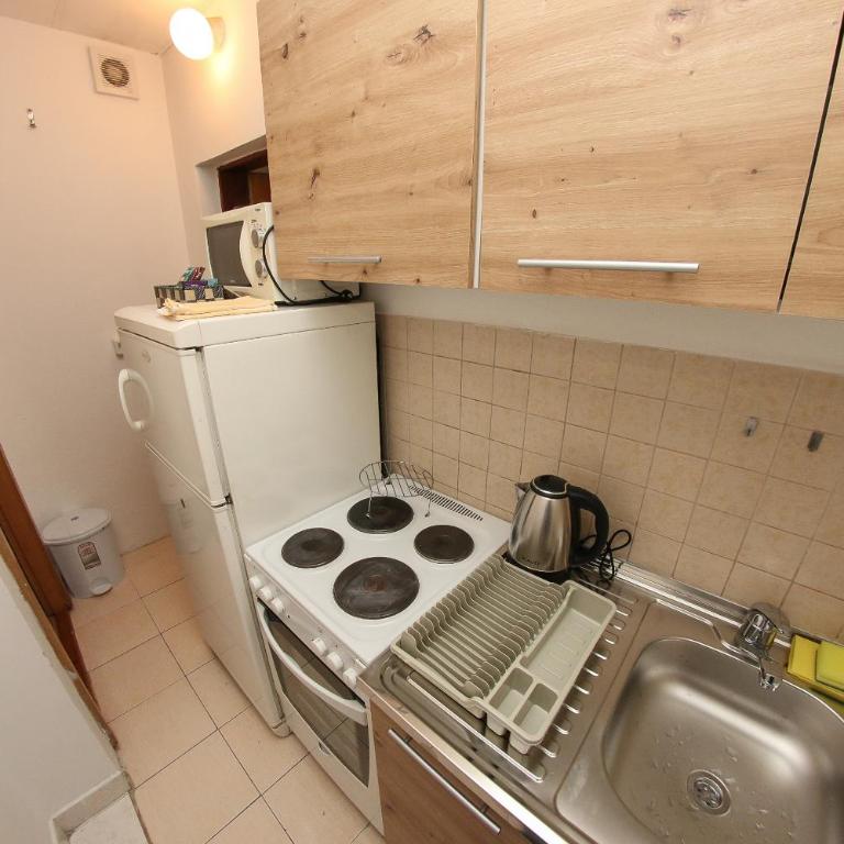 Golden View Skenderija Apartment's - Free parking - Apartman sa 1 Spavaćom Sobom - 4