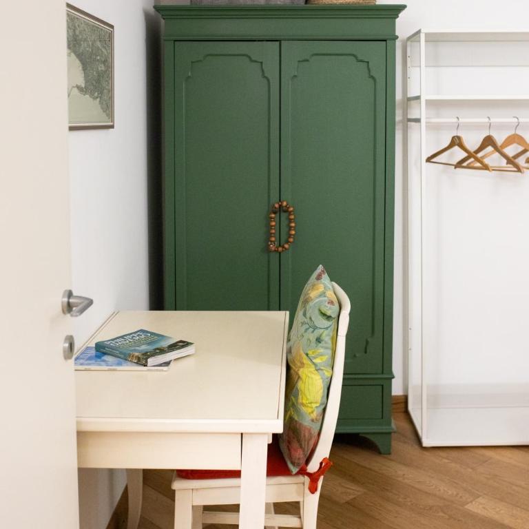 Stylish apartment, 2 bedrooms, Elevator - Two-Bedroom Apartment - 36