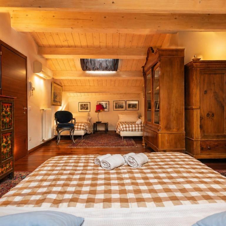 Al Battistero Luxury Suite - Camera Familiare con Doccia - 4