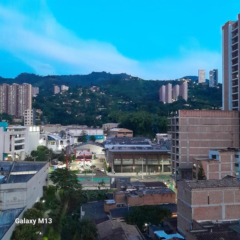 Studio apartment, close to Sabaneta Park - Apartamento de 2 dormitorios - 16