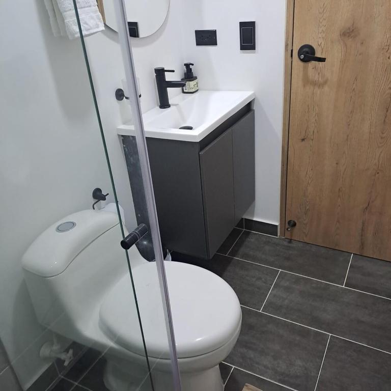 Studio apartment, close to Sabaneta Park - Apartamento de 2 dormitorios - 18