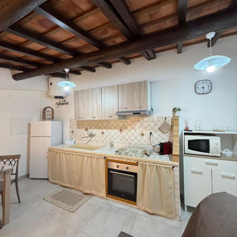 Marluna - Monolocale Familiare - 4
