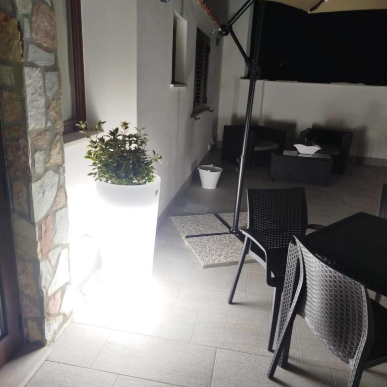 Marluna - Monolocale Familiare - 15
